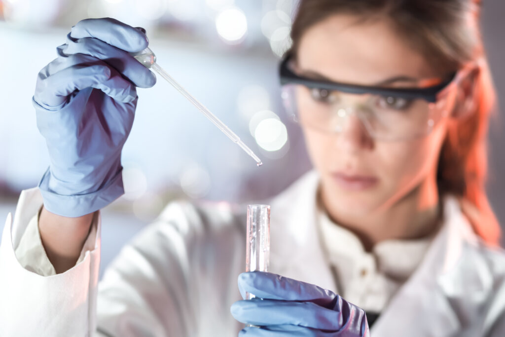 5 Characteristics of a Successful Medical Laboratory Scientist - Master ...